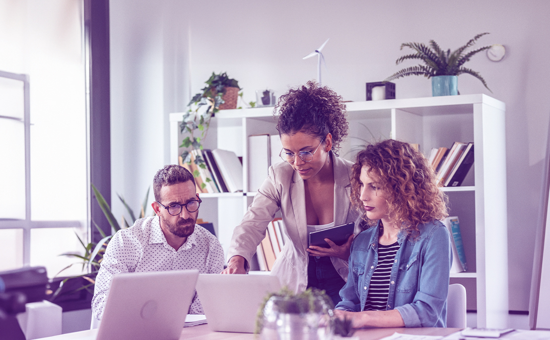 Why are UK Businesses Choosing Outsourcing for Web Development?