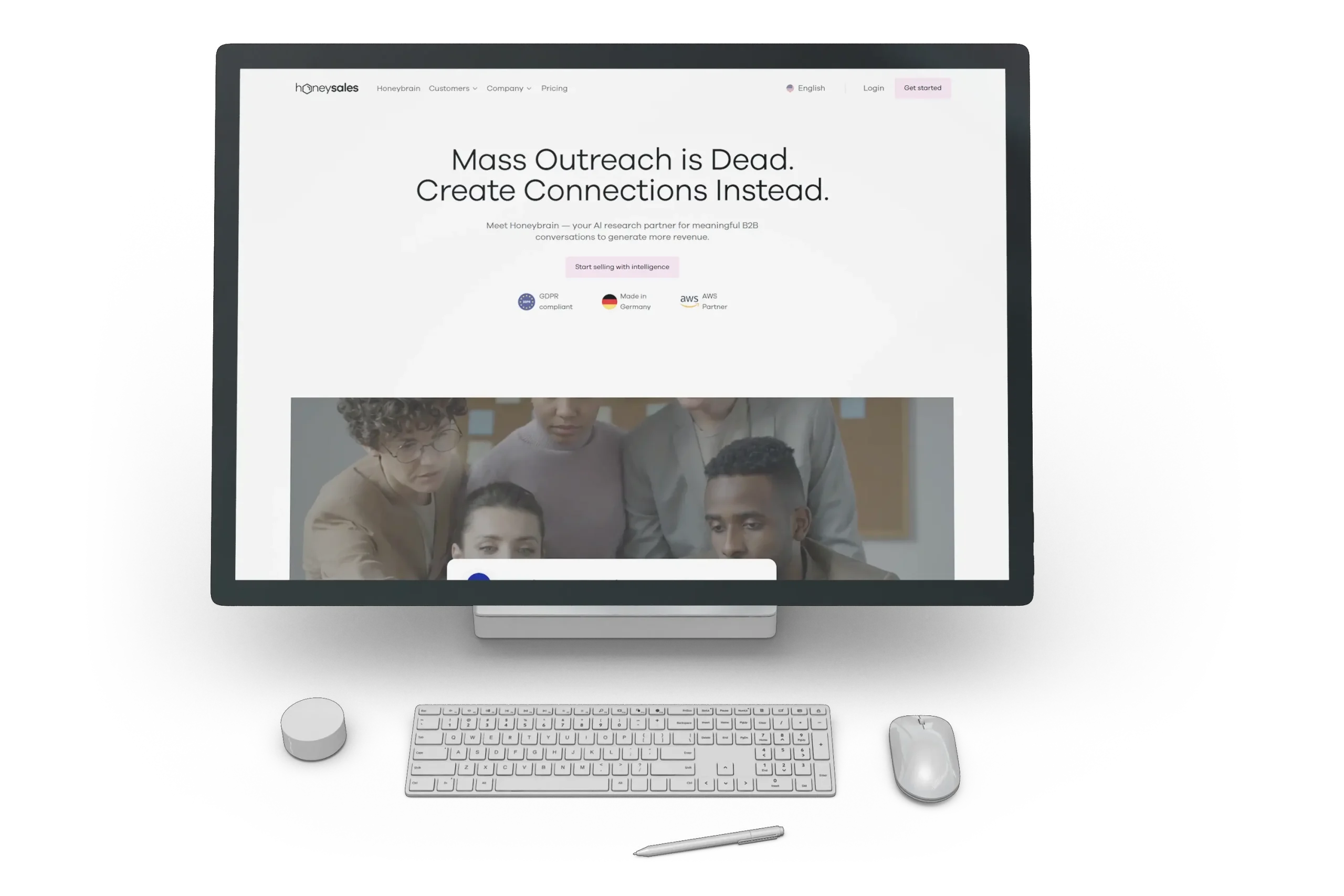 First section mockup Desktop Image